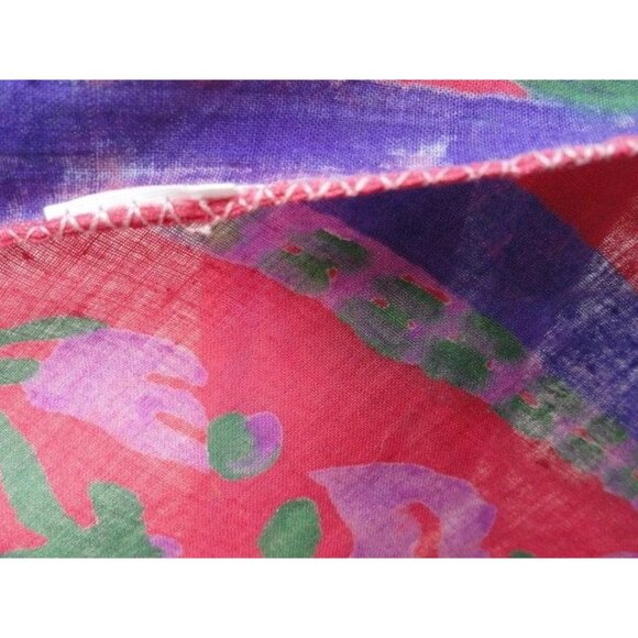 Vintage 1970’s Scarf Hand Dyed Floral Iris Pattern Red Purples Green 100% Cotton - Picture 5 of 6